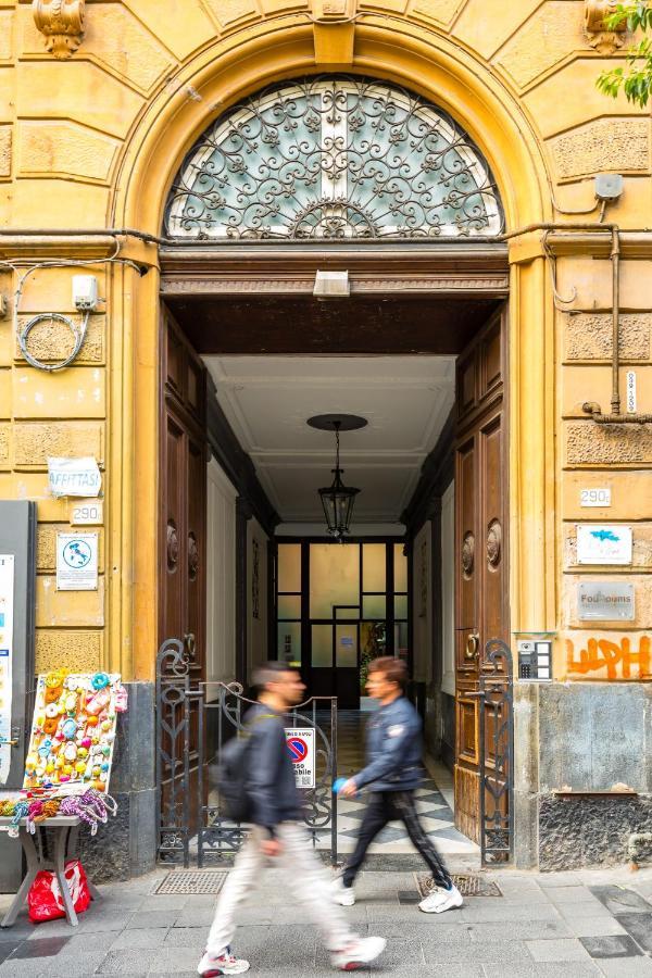 Maria'S Bright Flats At The Cathedral Lejlighed Napoli Eksteriør billede